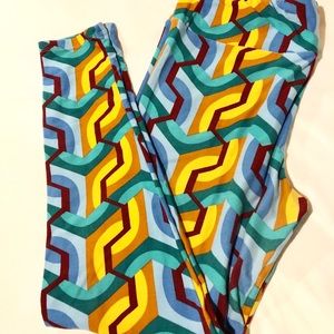 LuLaRoe Patterned Leggings - TC